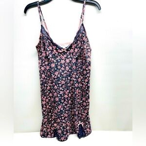 Marilyn Monroe slip dress floral size Large